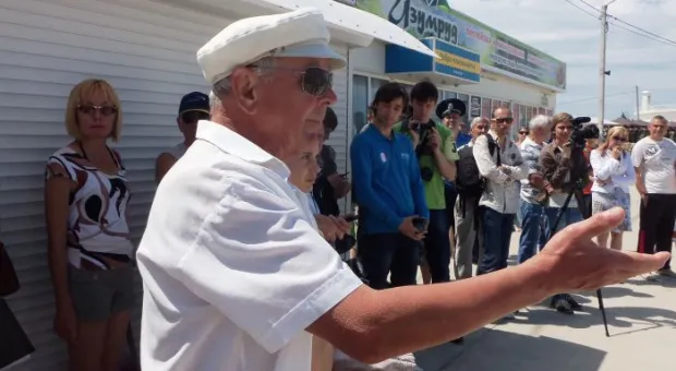 Сход на пляже Парка Победы. Суббота. Сносы продолжились демонтажами. Хроника событий через беспристрастный объектив.