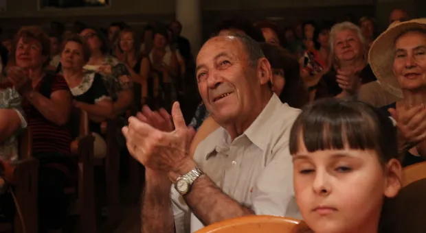 Севастопольский народный ансамбль скрипачей "Вдохновение" отметил свое 45-летие