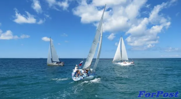 В Севастополе прошло яхтенное ралли «Морское перо – 2013»