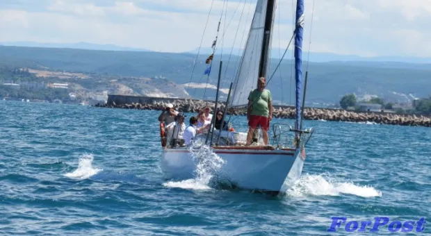 В Севастополе прошло яхтенное ралли «Морское перо – 2013»