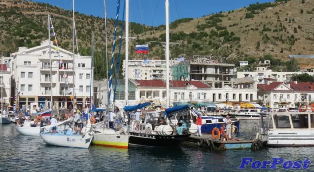 В Севастополе прошло яхтенное ралли «Морское перо – 2013»