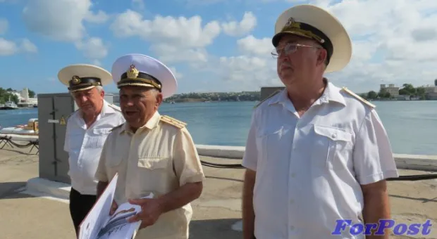 Со всех концов Союза приехали в Севастополь ветераны отметить 60-летие подъёма флага на крейсере «Жданов»