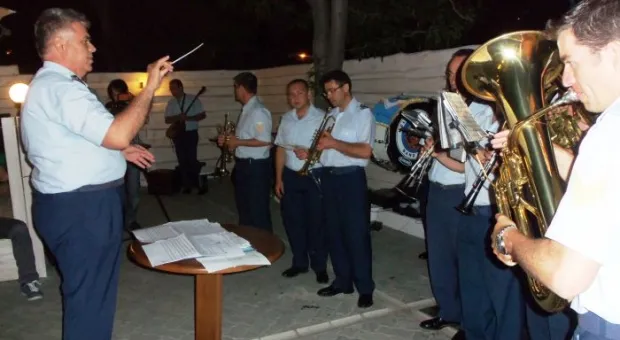 На фестивале "Война и Мир" военным оркестрам играют Большой Сбор На фестивале "Война и Мир" военным оркестрам играют Большой Сбор