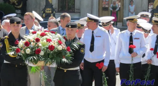 Черноморцам вручены награды от Санкт-Петербургского Морского собрания Черноморцам вручены награды от Санкт-Петербургского Морского собрания
