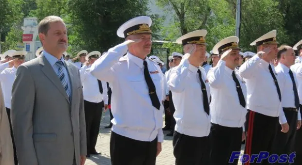 Черноморцам вручены награды от Санкт-Петербургского Морского собрания Черноморцам вручены награды от Санкт-Петербургского Морского собрания