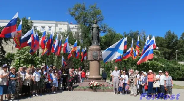 Черноморцам вручены награды от Санкт-Петербургского Морского собрания Черноморцам вручены награды от Санкт-Петербургского Морского собрания