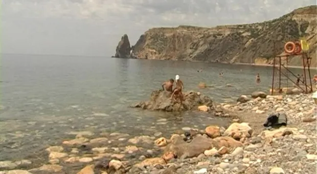 Яшмовый пляж в июне