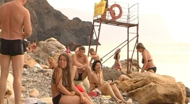 Яшмовый пляж в июне