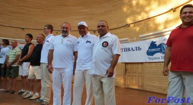 Стартовал первый международный яхтенный фестиваль «Черное море» - «IBSYF-2013» Стартовал первый международный яхтенный фестиваль «Черное море» - «IBSYF-2013»