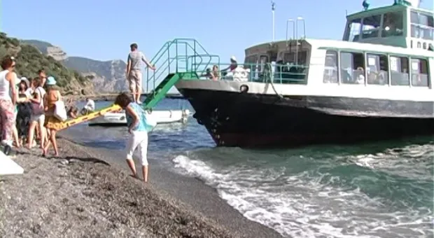 Ближний пляж под Балаклавой работает в штатном режиме Ближний пляж под Балаклавой работает в штатном режиме