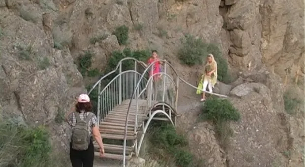 Ближний пляж под Балаклавой работает в штатном режиме Ближний пляж под Балаклавой работает в штатном режиме