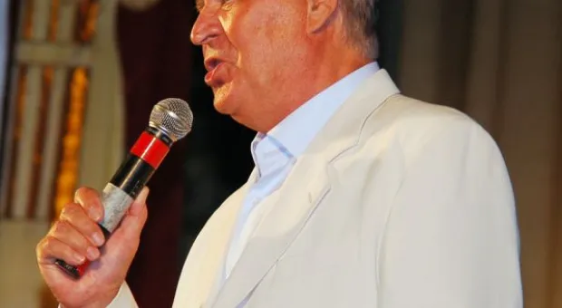 2-й день фестиваля "Севастопольский бастион". Провожая в дальний поход крейсер «Москва», участники не смогли сдержать эмоций