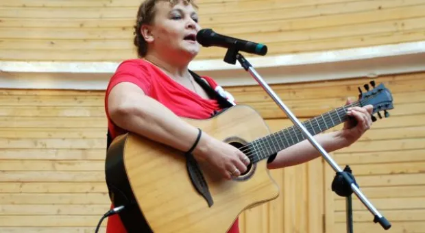 На летней эстраде Приморского бульвара прошел праздничный концерт, посвященный «Дню семьи, любви и верности»