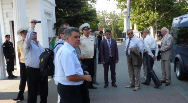 Российские сенаторы посетили Севастополь и Черноморский Флот