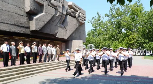 Российские сенаторы посетили Севастополь и Черноморский Флот