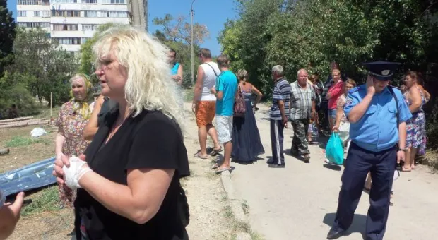 Стрелецкий бунт. Вчера предписание о сносе забора скандальной стройплощадки на Гавена вместо застройщика «выполнили» казаки и местные жители