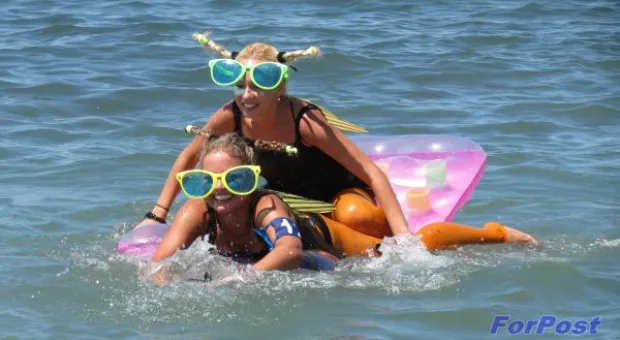 В Севастополе прошел IX открытый чемпионат по гонкам на матрасах