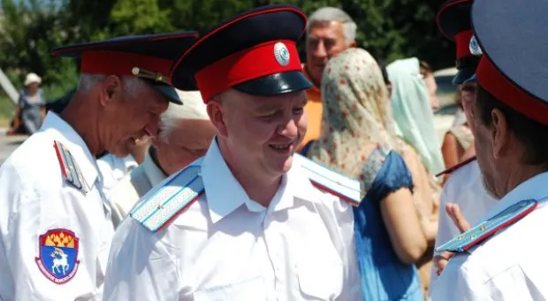На Ялтинской дорожной развязке торжественно открыт и освящён Поклонный крест