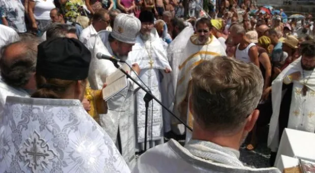 В Ялте в честь 1025-летия Крещения Руси состоялось массовое крещение жителей