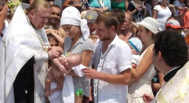 В Ялте в честь 1025-летия Крещения Руси состоялось массовое крещение жителей