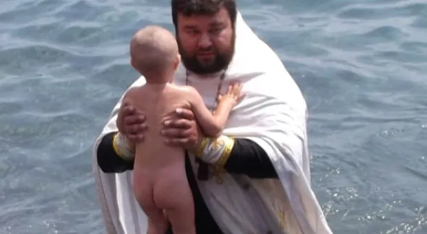 В Ялте в честь 1025-летия Крещения Руси состоялось массовое крещение жителей