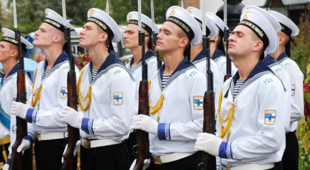 В Севастополе память героев Крымской войны почтили на Братском кладбище