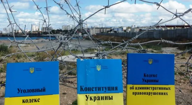 Общественные экологи начали возле ворот Суэсты бессрочный пикет