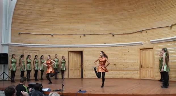 В Севастополе юные артисты СЦКиИ отметили Международный день мира большим концертом
