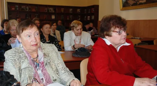 В Севастополе выступил писатель Сергей Есин. "Русский город Севастополь навсегда связан с метрополией и Россией"