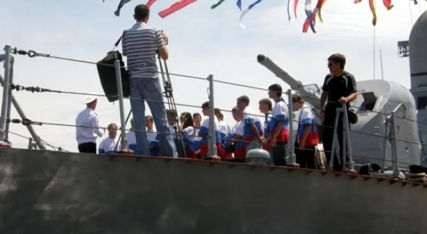 Севастопольцы поздравили ВМСУ с праздником. По своему.