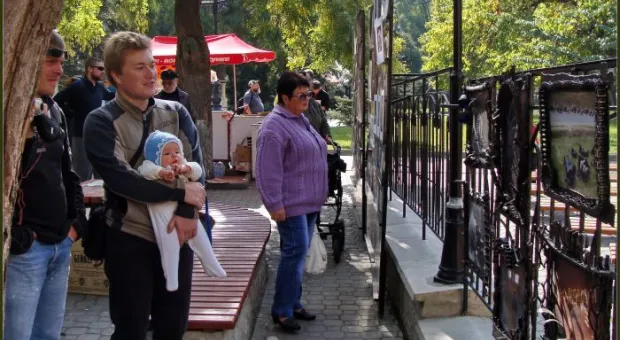 Первый международный фото-фестиваль начался в Севастополе. Расширить дорогу, по которой идёшь...