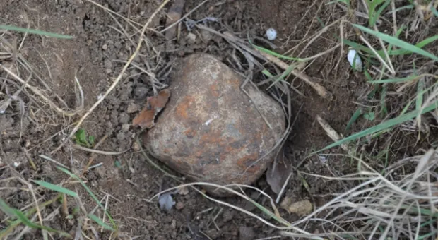 В Севастополе на Сапун-горе подорвали противопехотную мину-"бабочку"