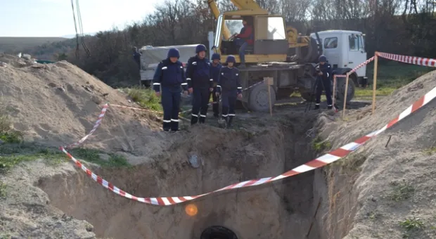 Город должен знать свои героев. В Севастополе назвали имена спасателей, уничтоживших бомбу