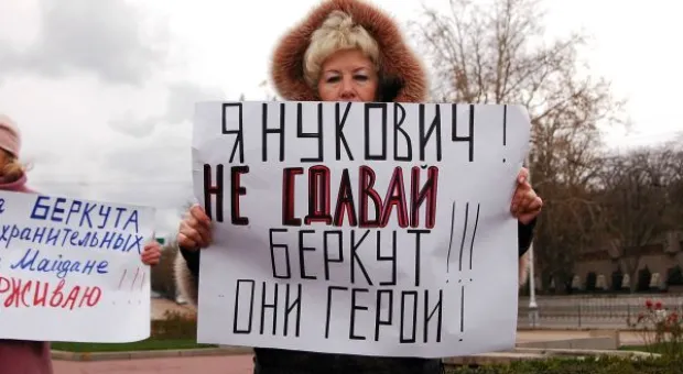 Русская община Севастополя выступила в поддержку действий Беркута по разгону митинга в Киеве