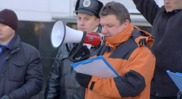 В Севастополе милиция митинговала у милиции против коррупции в милиции