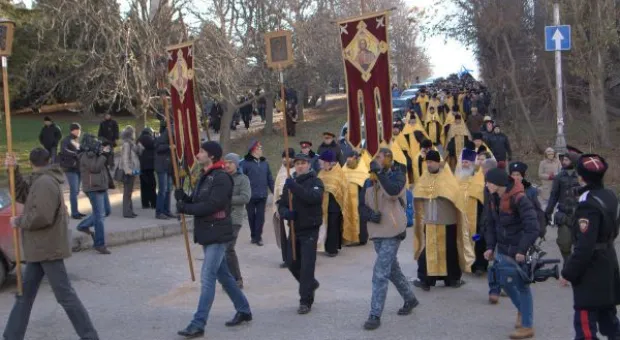 С нами Бог и Андреевский флаг! В Севастополе отметили день Святого Апостола Андрея Первозванного