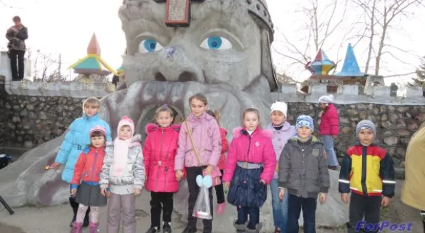 В Севастопольском «Лукоморье» открыли скульптуру символа наступающего нового года - Синей Лошади