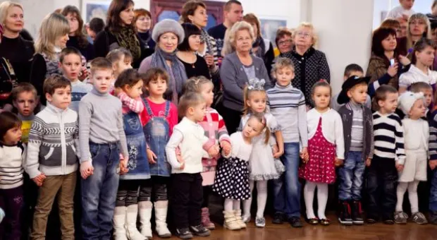 В Сочельник в Севастополе провели акцию «Сказка в подарок»