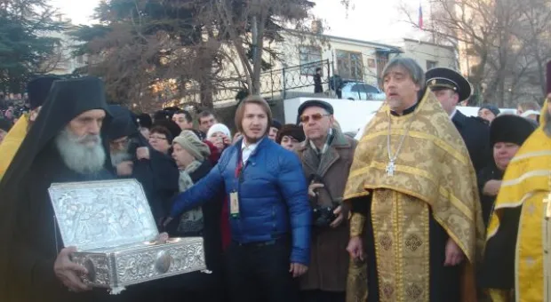Фарватер памяти духовной. Дары волхвов на Графской пристани в Севастополе. Впечатление