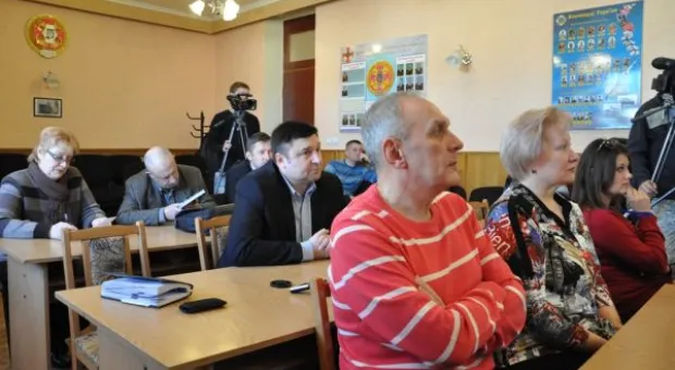 В Севастополе военный журналист написал книгу о взаимодействии с 90-х годов двух флотов - ЧФ РФ и ВМСУ