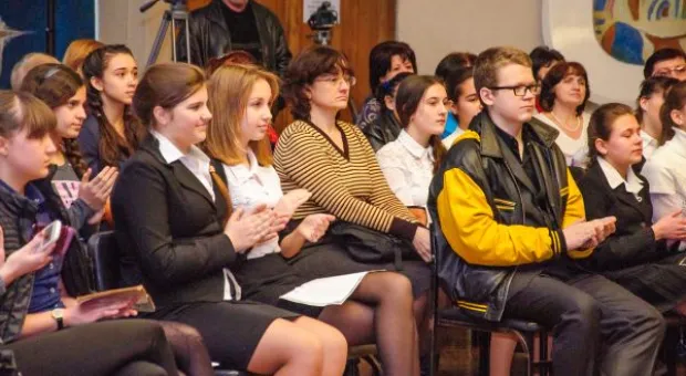 В Севастополе состоялся конкурс чтецов, посвященный Дню родного языка