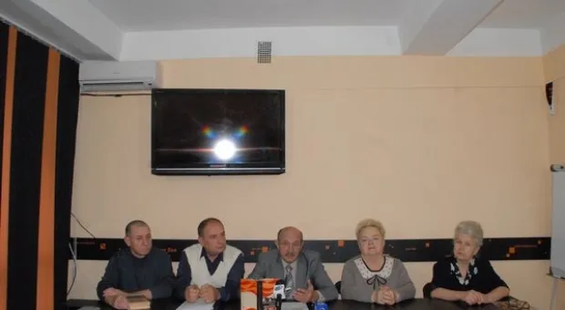 Родные героев-железняковцев просят привести в порядок заброшенную площадку с бронепоездом в Севастополе