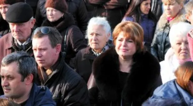 "Бандеровцы в Севастополь не зайдут". Хроника одного митинга