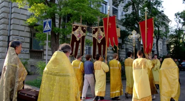 В Севастополе состоялся крестный ход, посвященный 1020-летию крещения Киевской Руси (ФОТО)