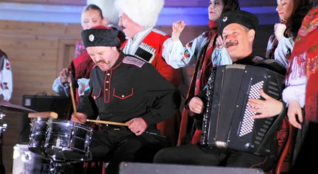 Русские звёзды приехали поддержать севастопольцев