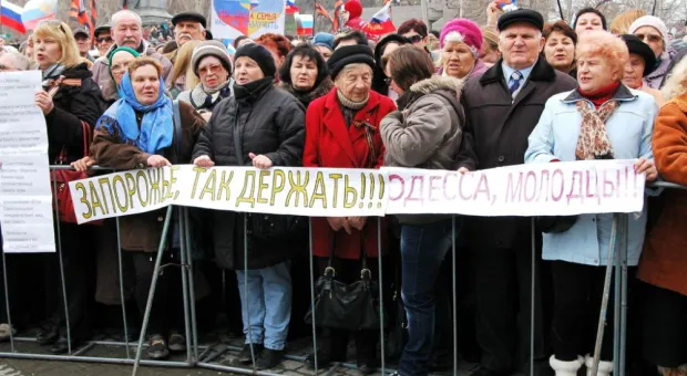 Затулин на митинге солидарности в Севастополе поздравил горожан с тем, что "их мечта сбывается"