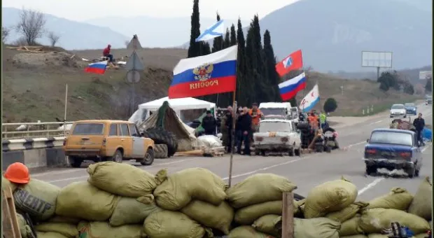 Общественники Севастополя объехали блокпосты. "Ой, зря разбудили Русского Медведя"