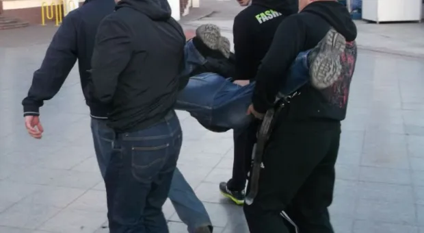Ялта поднялась на антифашистский митинг