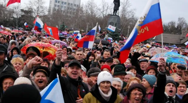«9 мая мы освобождаем Севастополь», ― эта оговорка вызвала ликование севастопольцев во время концерта Надежды Бабкиной