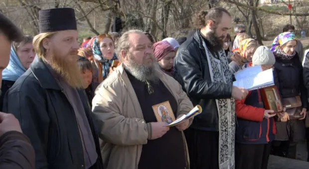 «Всяк на своем рубеже». Молитва и меч встали рядом на защиту Севастополя